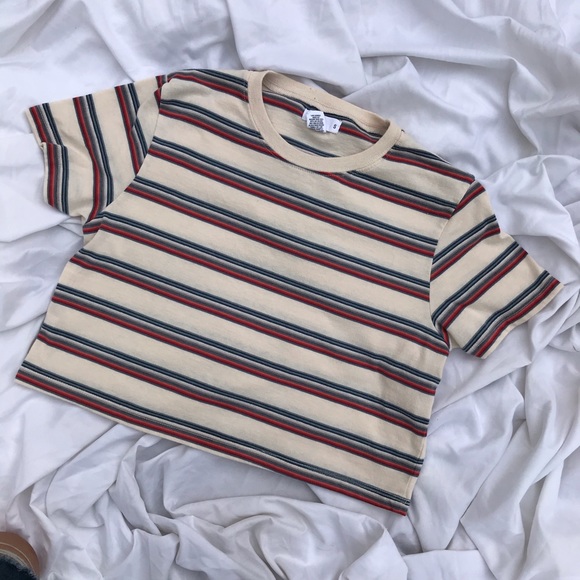 Urban Outfitters Crop Top Shirt - Picture 2 of 7